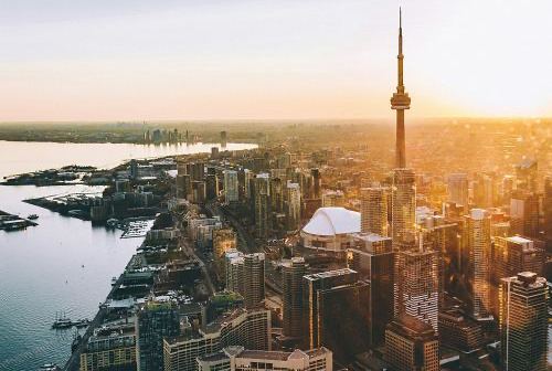 Toronto gay hotels
