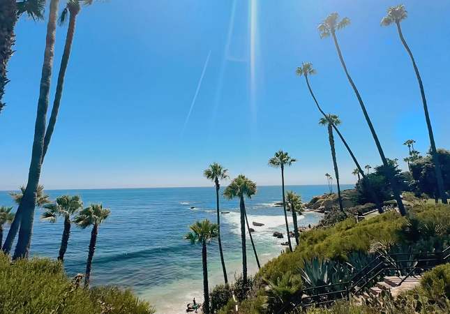 Laguna Beach gay guide