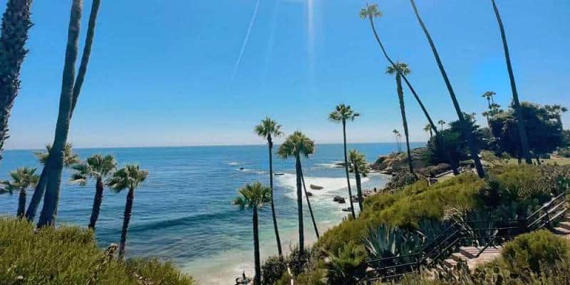 Laguna Beach gay travel guide